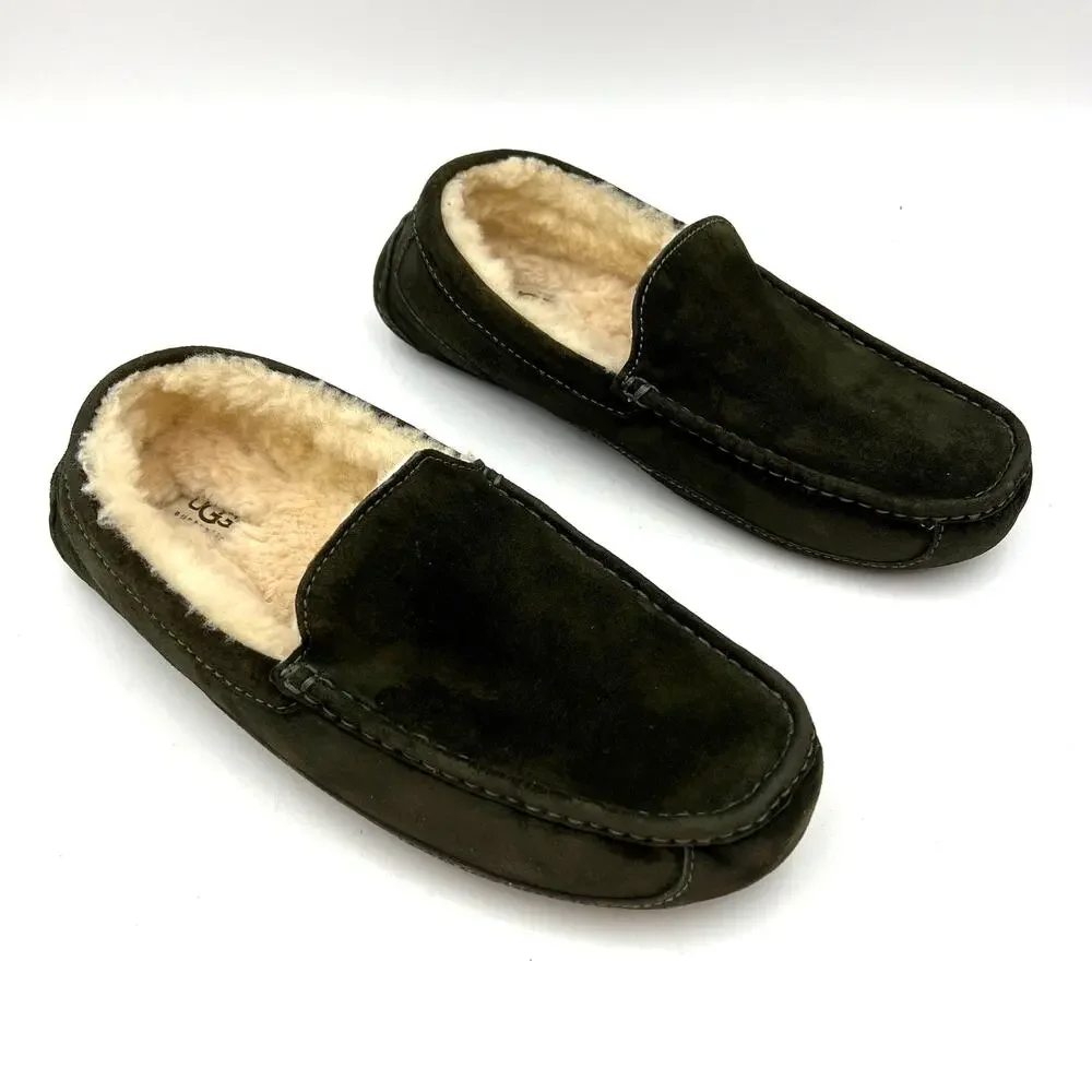 Uggs Men's Ascot Suede Slipper in Green Loafer